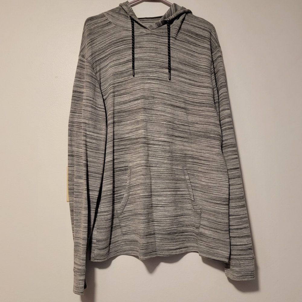 NWOT Urban Pipeline Pullover Hoodie!